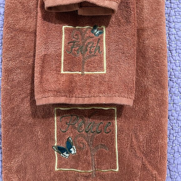 3 Towels Saturday Knight Cotton Love Faith Peace Auburn Butterflies Embroidered - Picture 2 of 14